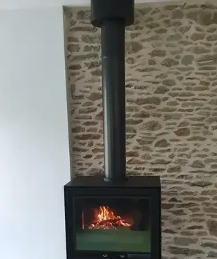installateur de cheminées Sens-de-Bretagne-3